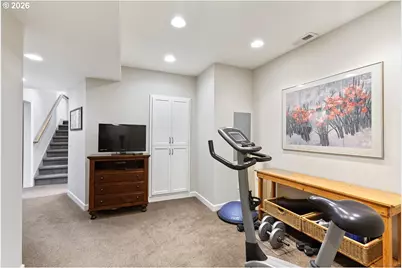 8175 SW Fairway Dr, Portland, OR 97225 - Photo 25