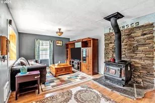 31431 Fairview Rd, Rainier, OR 97048 - Photo 3