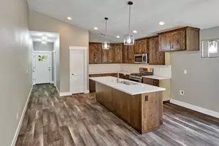 272 SE Ivy St, Mill City, OR 97360 - Photo 5