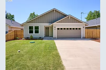 272 SE Ivy St, Mill City, OR 97360 - Photo 1