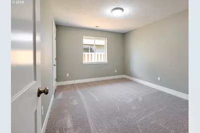 272 SE Ivy St, Mill City, OR 97360 - Photo 21