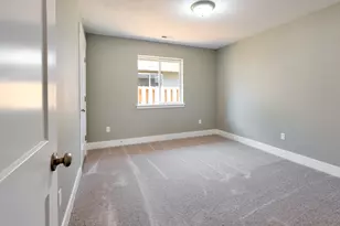 272 SE Ivy St, Mill City, OR 97360 - Photo 21