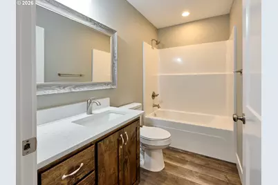 272 SE Ivy St, Mill City, OR 97360 - Photo 25