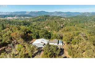 237 Country Ln, Roseburg, OR 97471 - Photo 45