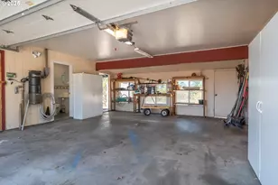 237 Country Ln, Roseburg, OR 97471 - Photo 39