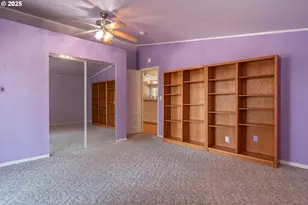 237 Country Ln, Roseburg, OR 97471 - Photo 25