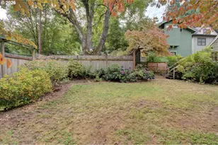 922 SE 66th Pl, Portland, OR 97215 - Photo 41