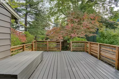 922 SE 66th Pl, Portland, OR 97215 - Photo 39