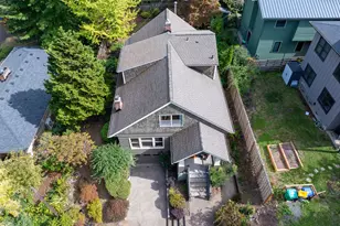 922 SE 66th Pl, Portland, OR 97215 - Photo 3