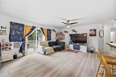 783 W Main St, Sheridan, OR 97378 - Photo 9