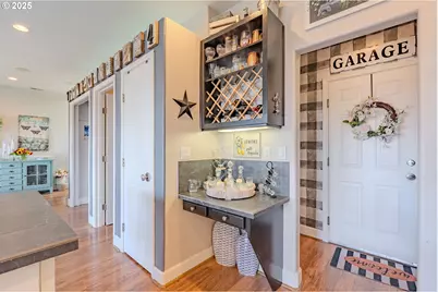 8824 NE 17th St, Vancouver, WA 98664 - Photo 5