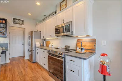 8824 NE 17th St, Vancouver, WA 98664 - Photo 17