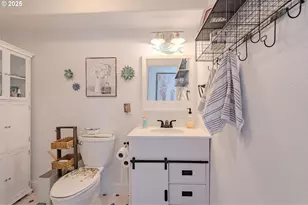 8824 NE 17th St, Vancouver, WA 98664 - Photo 17