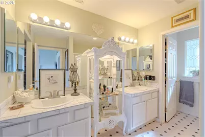 8824 NE 17th St, Vancouver, WA 98664 - Photo 25