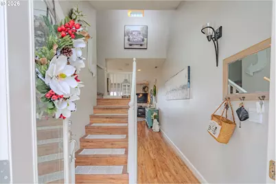 8824 NE 17th St, Vancouver, WA 98664 - Photo 3