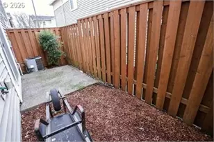 12820 SW Dipper Ln, Beaverton, OR 97007 - Photo 17