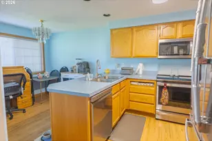 7077 Ridgemont Dr N, Keizer, OR 97303 - Photo 9