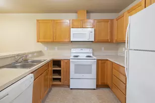 2037 SE Huckleberry Ave, Warrenton, OR 97146 - Photo 7