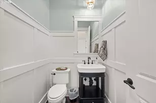 21818 Shannon Ln, West Linn, OR 97068 - Photo 17