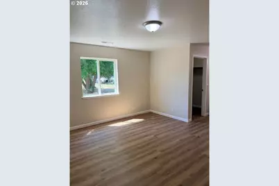 974 NE Bond St, Myrtle Creek, OR 97457 - Photo 7