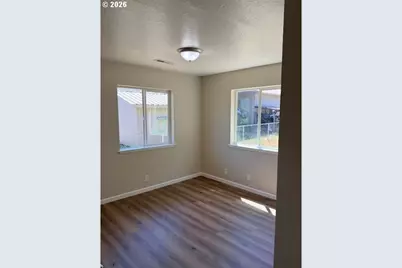 974 NE Bond St, Myrtle Creek, OR 97457 - Photo 11