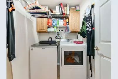 1869 Plateau St NE, Salem, OR 97305 - Photo 27