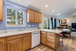 1869 Plateau St NE, Salem, OR 97305 - Photo 23