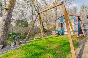 1869 Plateau St NE, Salem, OR 97305 - Photo 37