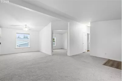 3415 Lake Vanessa Cir NW, Salem, OR 97304 - Photo 5