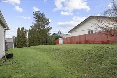 3415 Lake Vanessa Cir NW, Salem, OR 97304 - Photo 29