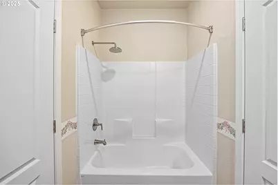 352 N Falcon St, Rockaway Beach, OR 97136 - Photo 21