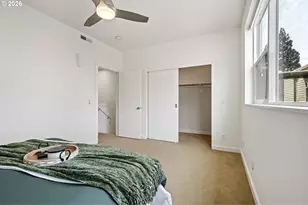 327 Rustic Pl, Eugene, OR 97401 - Photo 31