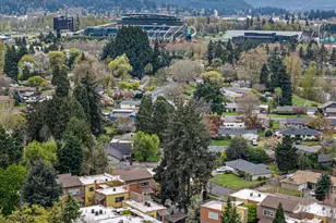 327 Rustic Pl, Eugene, OR 97401 - Photo 47