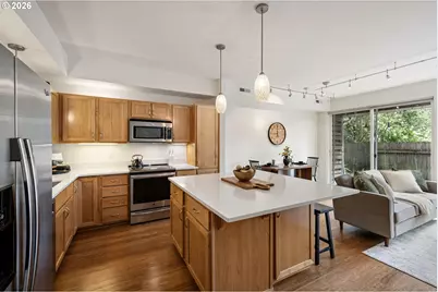 327 Rustic Pl #35, Eugene, OR 97401 - Photo 3