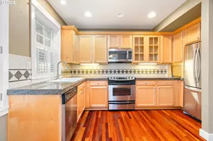 2338 NW Edgewood Pl, Portland, OR 97229 - Photo 5