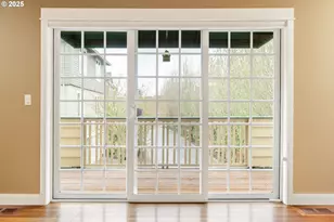 2338 NW Edgewood Pl, Portland, OR 97229 - Photo 15