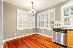 2338 NW Edgewood Pl, Portland, OR 97229 - Photo 7