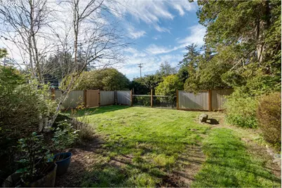 1175 Pacific Dr, Hammond, OR 97121 - Photo 35