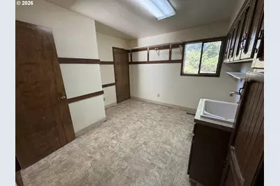 23600 NE Worthington Rd, Yacolt, WA 98675 - Photo 9