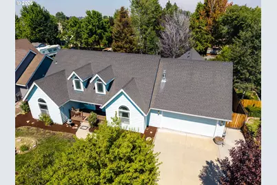 2067 NW Poplar Pl, Redmond, OR 97756 - Photo 39