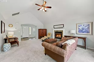 2067 NW Poplar Pl, Redmond, OR 97756 - Photo 5
