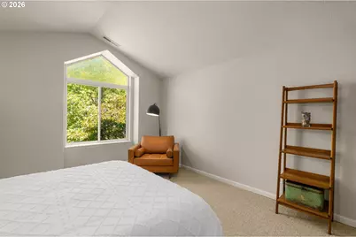 4220 NE Simpson Ct, Portland, OR 97218 - Photo 17