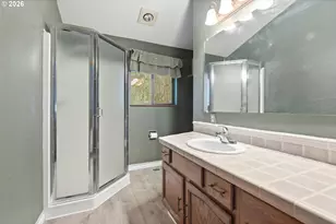 24375 E Fahie Ln, Welches, OR 97067 - Photo 37