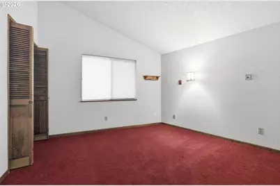 24375 E Fahie Ln, Welches, OR 97067 - Photo 33