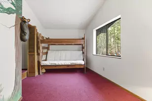 24375 E Fahie Ln, Welches, OR 97067 - Photo 35