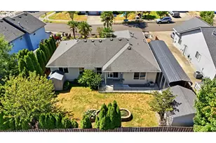 2321 SW Barbara St, McMinnville, OR 97128 - Photo 33