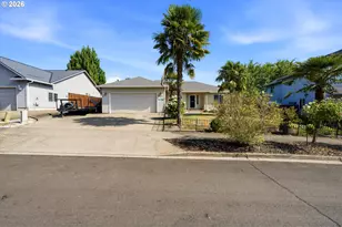 2321 SW Barbara St, McMinnville, OR 97128 - Photo 3