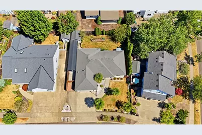 2321 SW Barbara St, McMinnville, OR 97128 - Photo 27