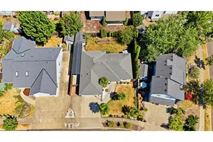 2321 SW Barbara St, McMinnville, OR 97128 - Photo 27