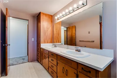 2093 Grove St, Eugene, OR 97404 - Photo 27